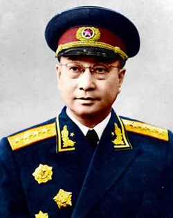 開國上將總算中了開國大將的“圈套”,兩位陳姓將軍的一件趣事