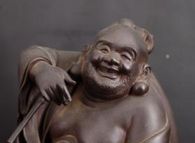 收藏級(jí)精品年代物 貴重品 日本購回 盛光作純銅精制《大型布袋和尚雕塑》手工制作 工藝精細(xì) 年代悠久 尺寸高31XM 長(zhǎng)20CM 寬17CM 重5825克(11.6斤) 郵費(fèi)多退少補(bǔ)
